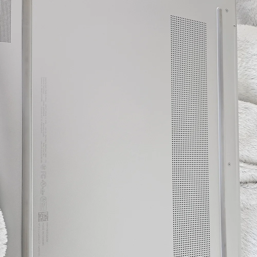 HP 17.3